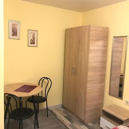 Ferienwohnung Киев Сдам Посуточно Ул Доброхотова 28 Daily Rent Kyiv St Dobrokhotova 28 Exterior foto