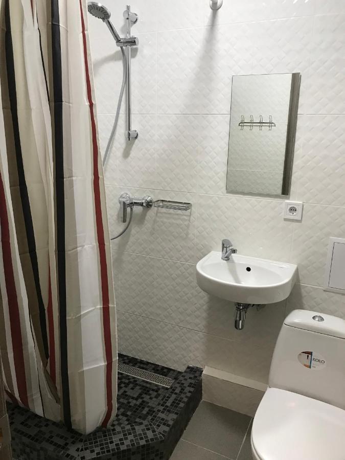 Ferienwohnung Киев Сдам Посуточно Ул Доброхотова 28 Daily Rent Kyiv St Dobrokhotova 28 Exterior foto