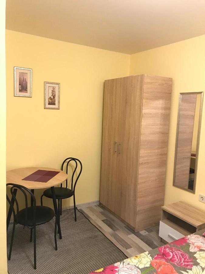 Ferienwohnung Киев Сдам Посуточно Ул Доброхотова 28 Daily Rent Kyiv St Dobrokhotova 28 Exterior foto